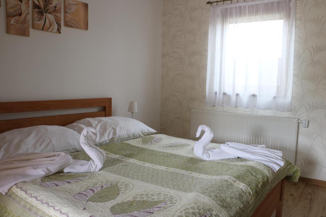 Penzion Anesis - Studia Turcianske Teplice Bagian luar foto