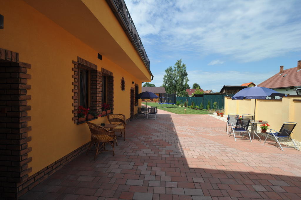 Penzion Anesis - Studia Turcianske Teplice Bagian luar foto