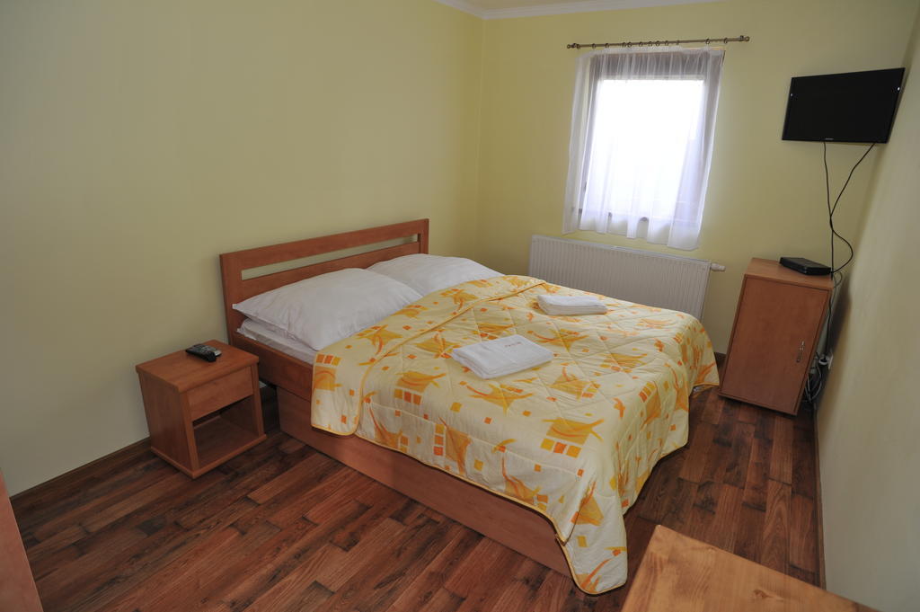 Penzion Anesis - Studia Turcianske Teplice Ruang foto