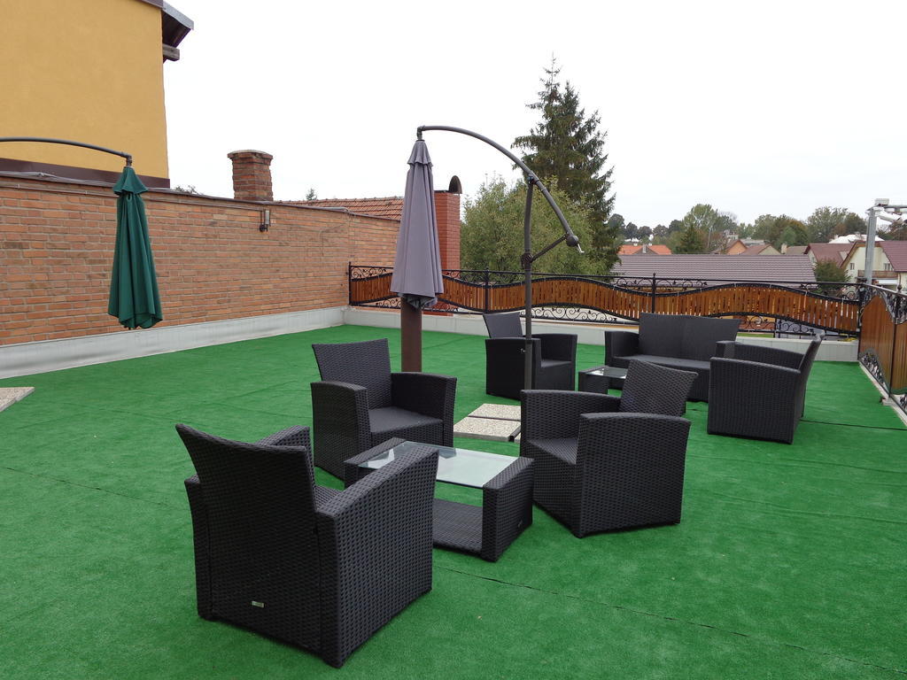 Penzion Anesis - Studia Turcianske Teplice Bagian luar foto